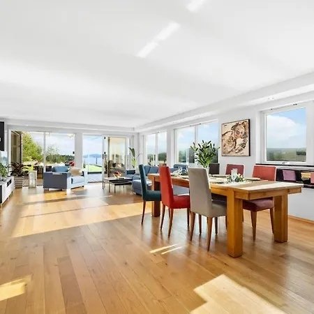 Penthouse Leilighet 200 Kvm Vakker Sjoutsikt. Apartment Bergen