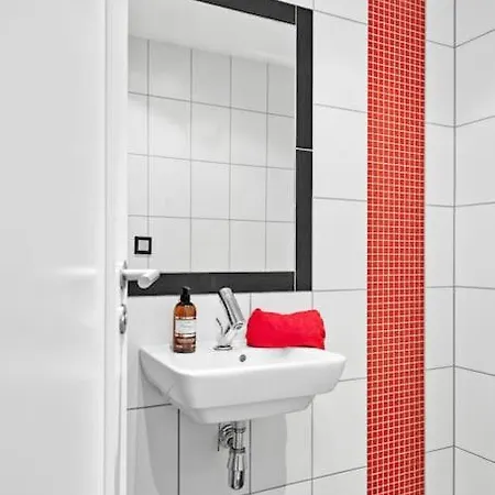 Apartment Penthouse Leilighet 200 Kvm Vakker Sjoutsikt. *