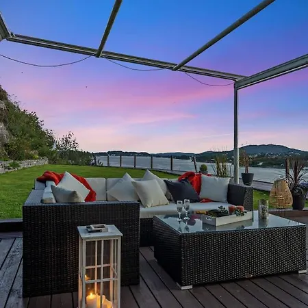 Penthouse Leilighet 200 Kvm Vakker Sjoutsikt. * Bergen
