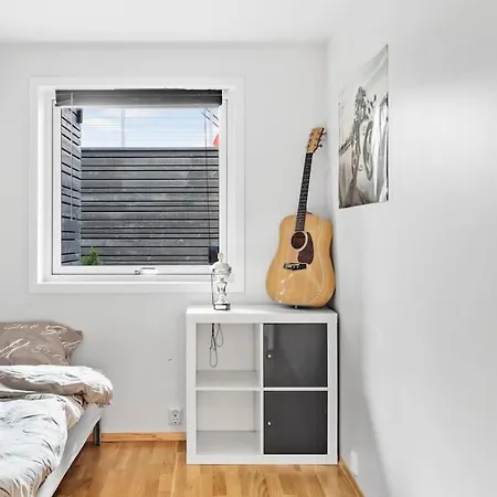 Penthouse Leilighet 200 Kvm Vakker Sjoutsikt. * Bergen