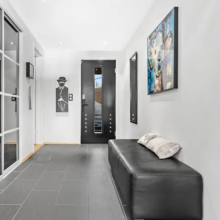 Apartment Penthouse Leilighet 200 Kvm Vakker Sjoutsikt. Bergen