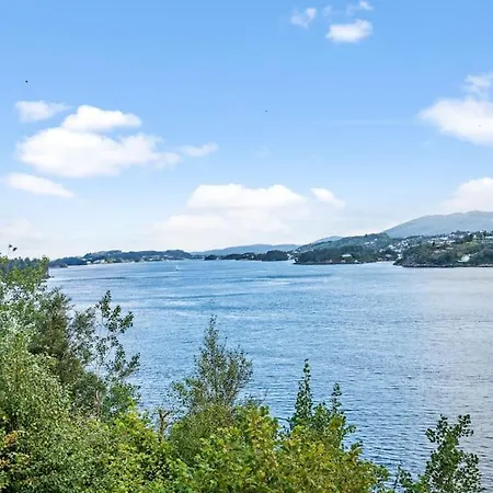 Penthouse Leilighet 200 Kvm Vakker Sjoutsikt.